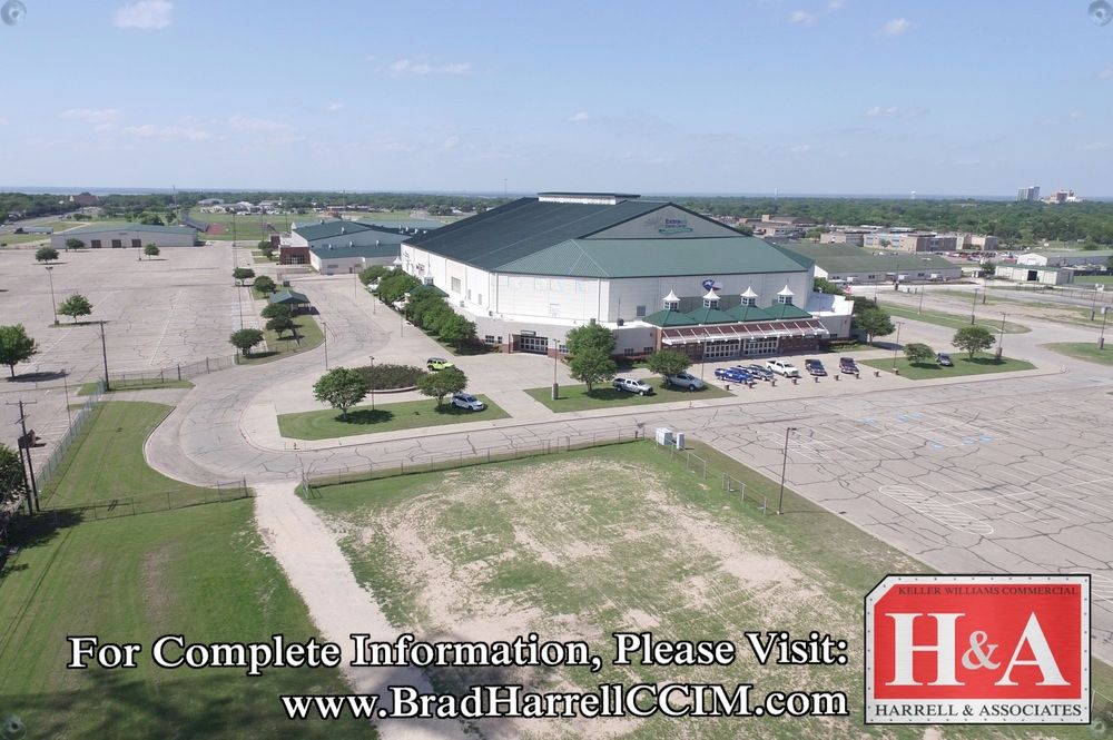 1512 Lake Air Dr, Waco, TX 76710